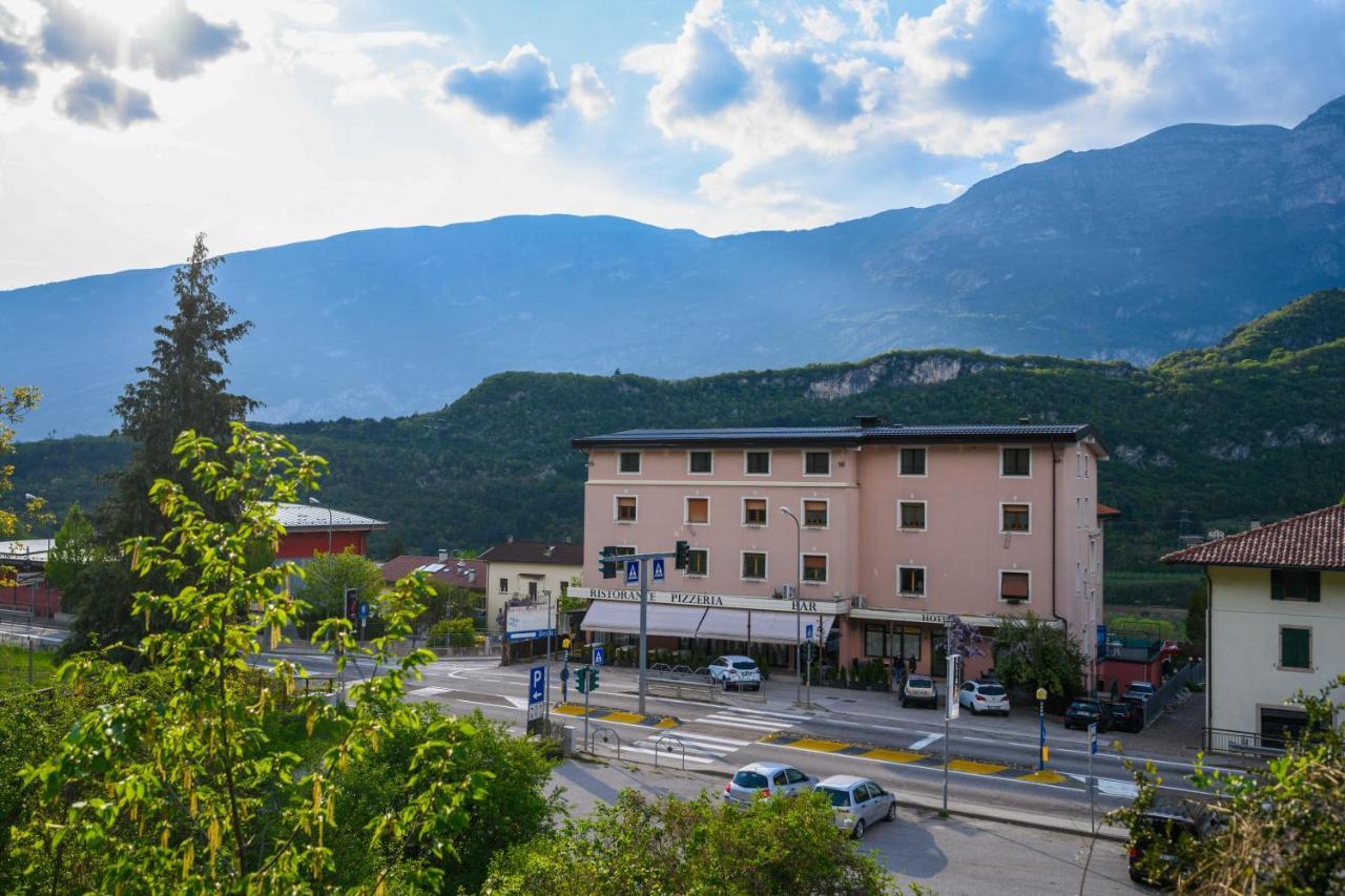 Almamed Hotel San Leonardo Vigolo Baselga Exterior photo