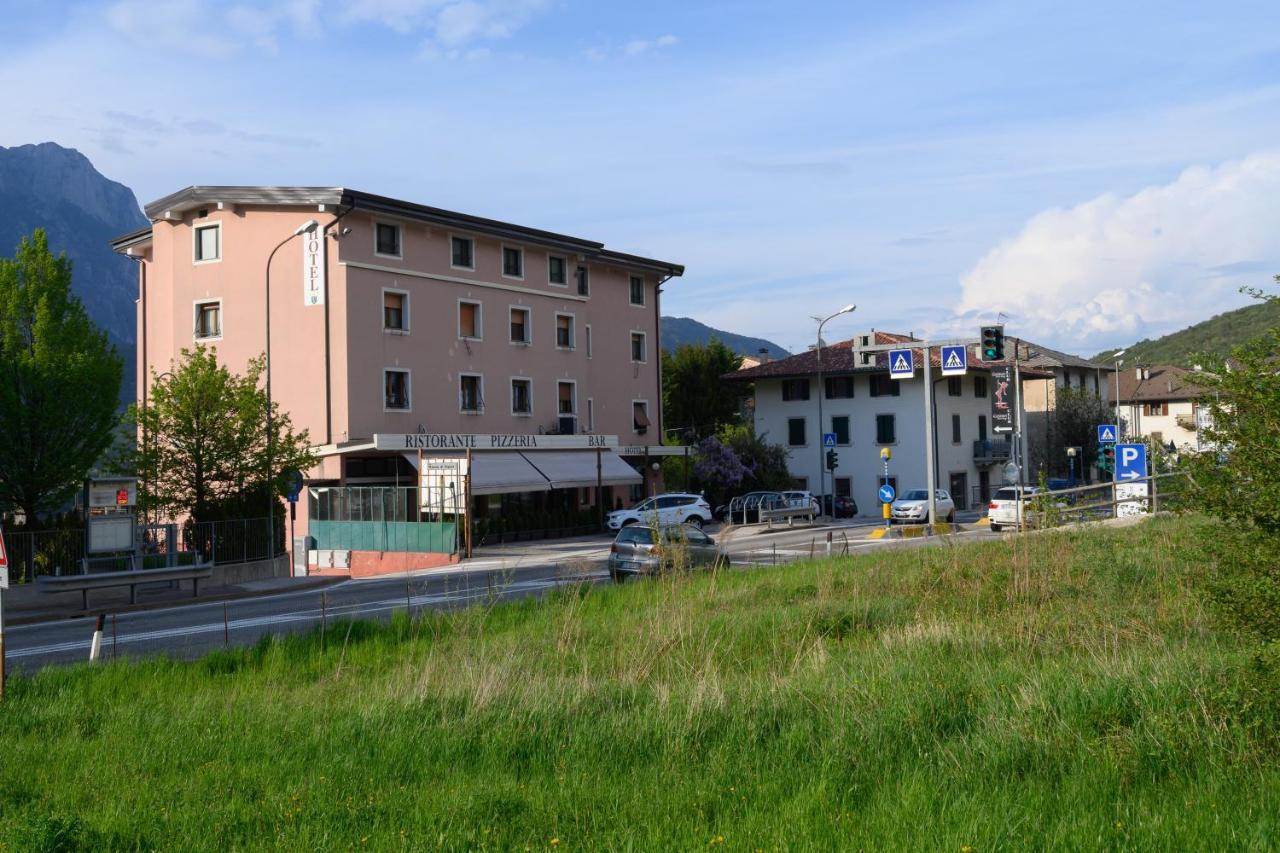 Almamed Hotel San Leonardo Vigolo Baselga Exterior photo